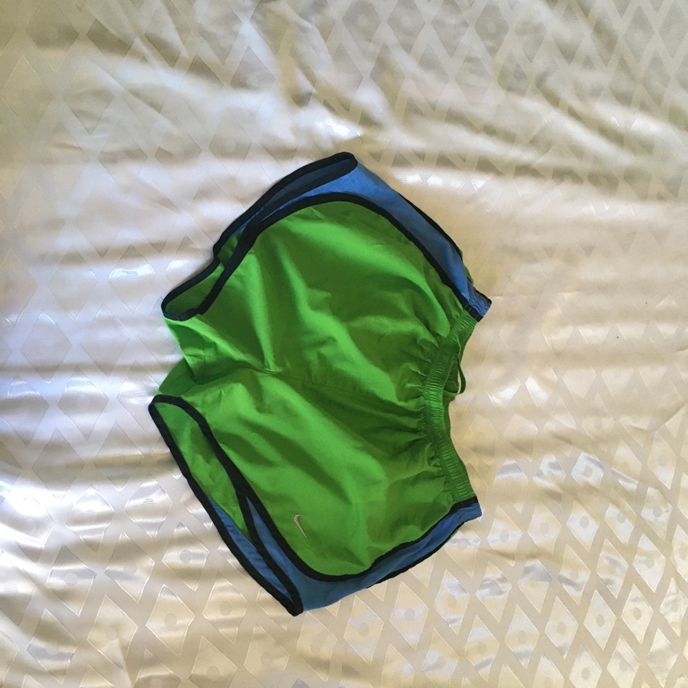 Short Nike - Picture 3 of 3